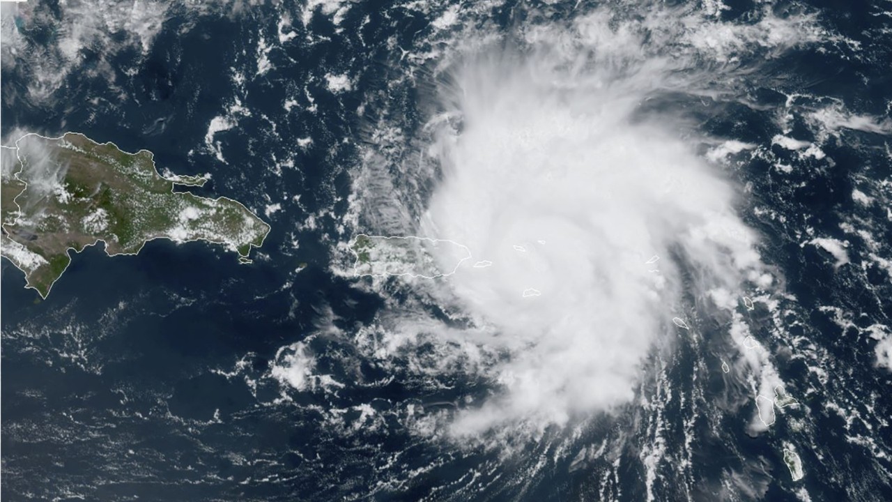 Atmospheric battle will determine where Dorian hits Florida