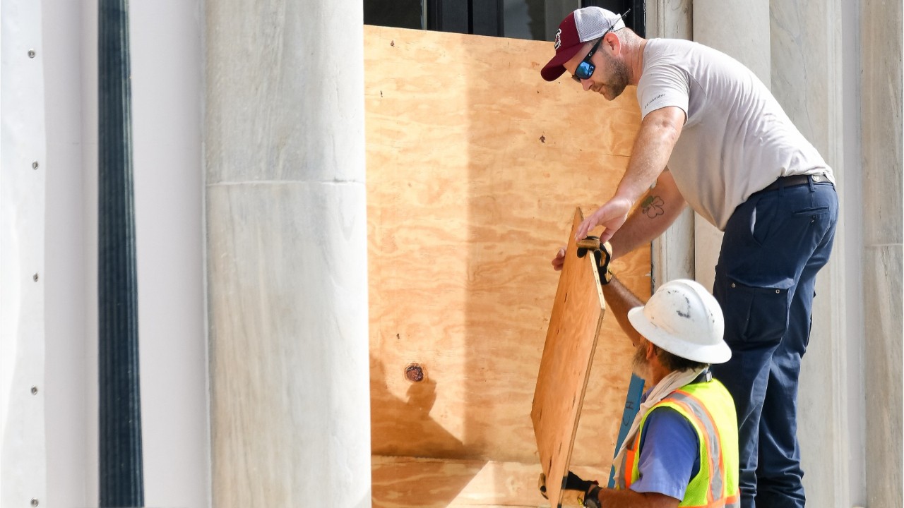 How homeowners can start to recover from hurricane damage