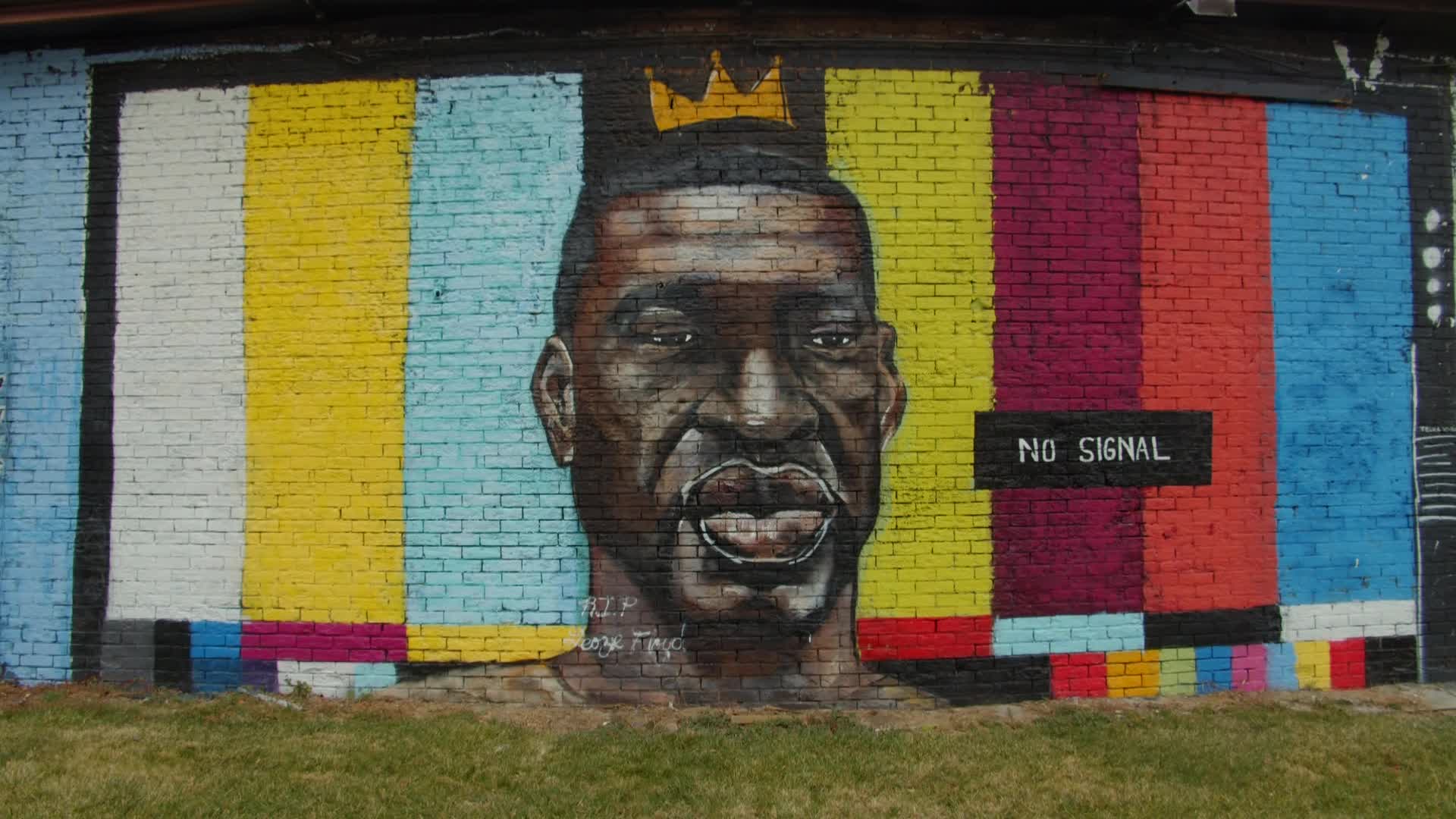 Toledo's mural of George Floyd before collapse